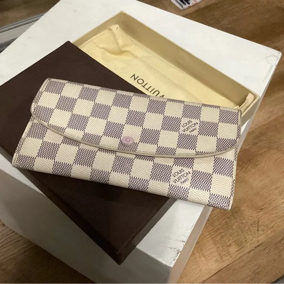 Louis Vuitton Damier Azur Emilie Wallet - Picture 1 of 7